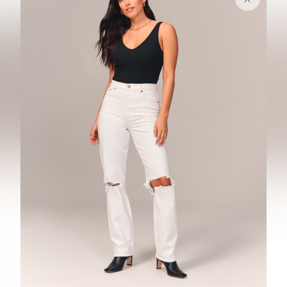 Abercrombie high rise 90s straight Jean in white destroy